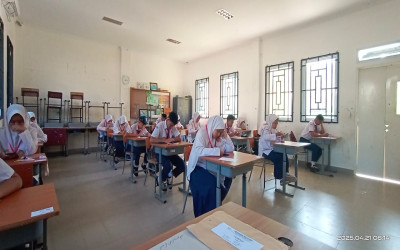 MTsN 2 Batam gelar Ujian Madrasah Untuk Kelas IX